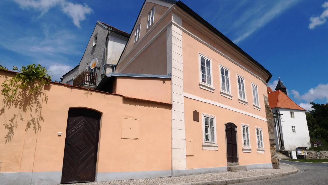 Apartman Horsovsky Tyn Luaran gambar