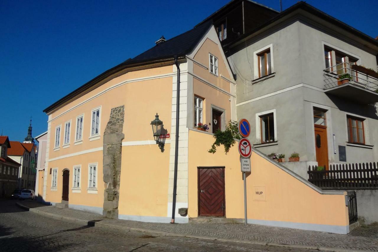 Apartman Horsovsky Tyn Luaran gambar